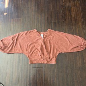 we the people Dolman Sleeve Crop Top Burnt orange Size: small